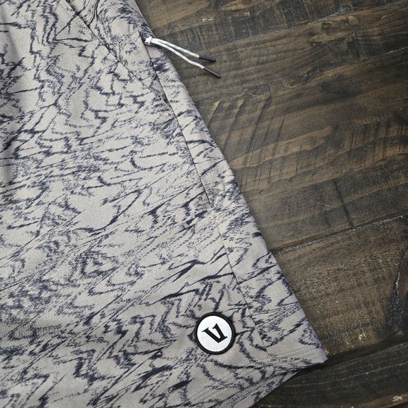 VUORI Maverick Volley Shorts |‎ L - Picture 5 of 8